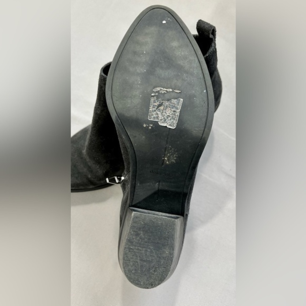 Vince Camuto boots - Picture 9 of 11